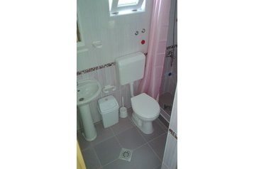 Mazedonien Privát Peshtani, Exterieur